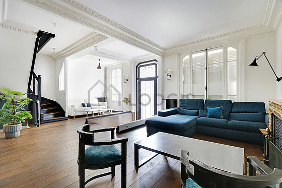 Séjour d'un appartement à Paris
