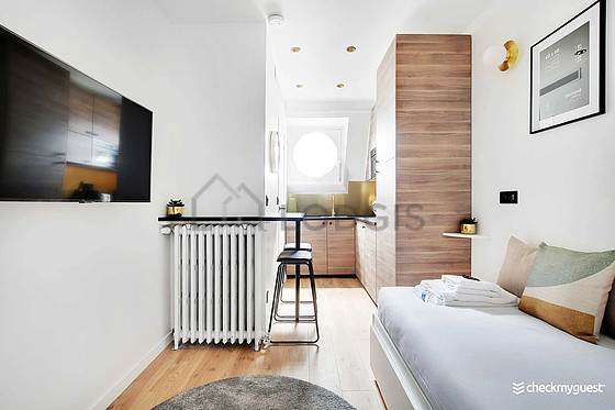 Sitting room of an apartment in Paris