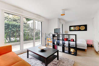 Courbevoie monolocale con alcova