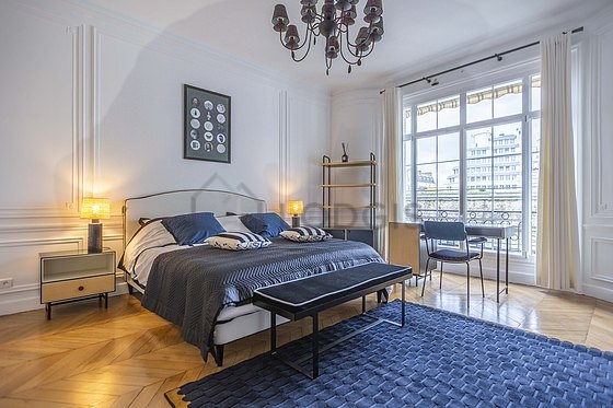 Bedroom with the carpeting floor