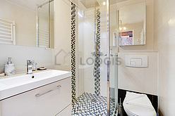 Apartment Paris 10° - Bathroom