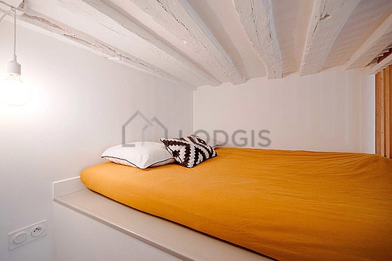 Bedroom for 2 persons equipped with 1 bed(s) of 140cm
