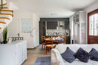 Saint Denis 4 bedroom Townhouse