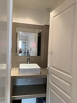 Apartment Paris 19° - Bathroom