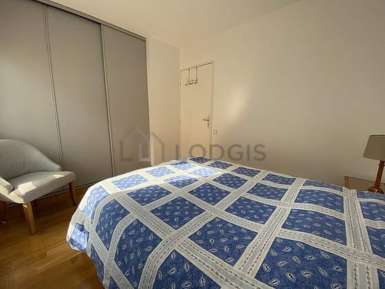 Chambre pour 2 personnes équipée de 1 lit(s) de 140cm