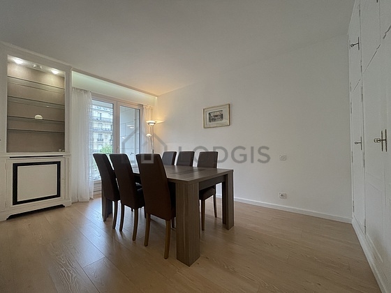 Dining room equipped with dining table, 1 chair(s)
