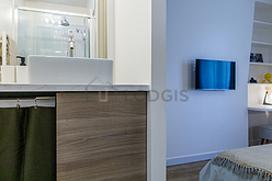 Apartment Paris 18° - Bathroom