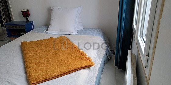 Chambre pour 2 personnes équipée de 1 lit(s) de 140cm