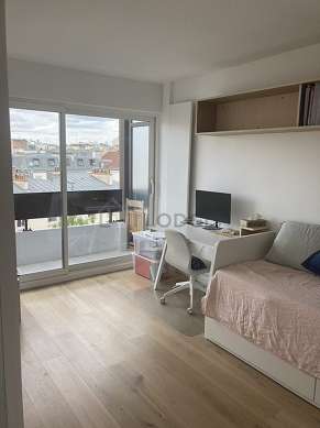 Rental apartment 2 bedroom with terrace and elevator Paris 18° (Rue ...