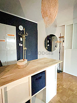 Современное здание Rueil-Malmaison - Прихожая