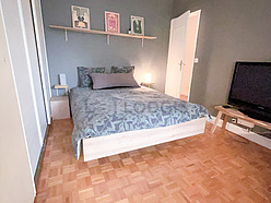 Modern residence Rueil-Malmaison - Bedroom 