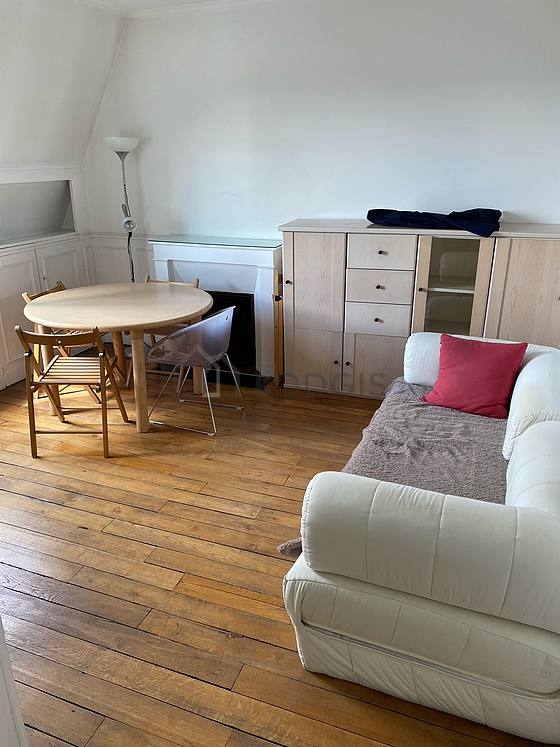 Living room with windows