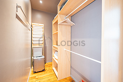 Apartment Paris 11° - Dressing room