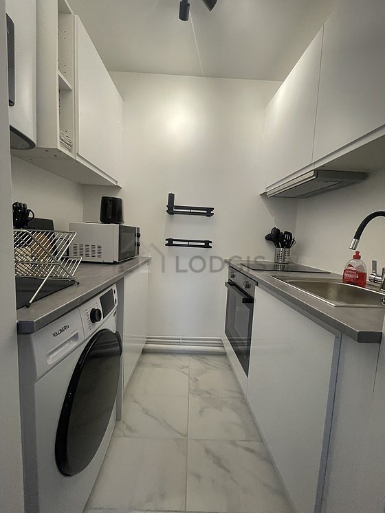 Great kitchen with tile floor
