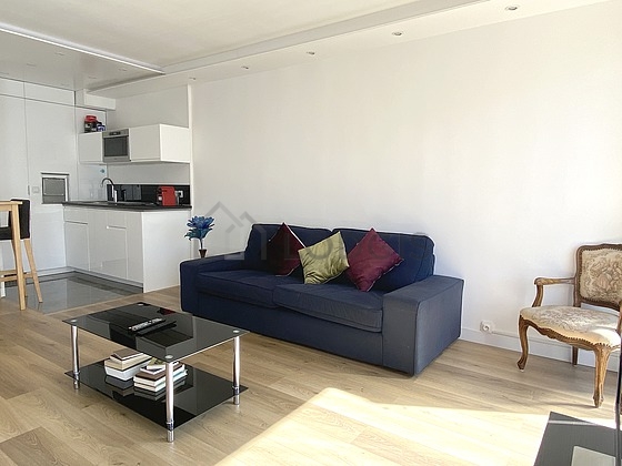 Living room with windows