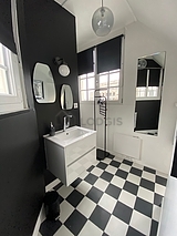 Duplex Paris 6° - Salle de bain