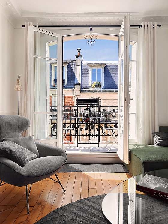 Sitting room of an apartment in Paris
