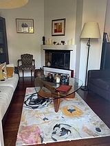 House Suresnes - Living room