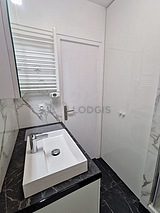 Apartment Courbevoie - Bathroom