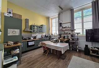 Lyon 2 bedroom Apartment