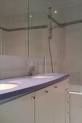 Apartment Paris 8° - Bathroom