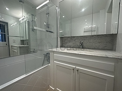 Duplex Paris 9° - Salle de bain