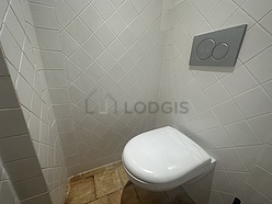 Duplex Paris 9° - Toilet