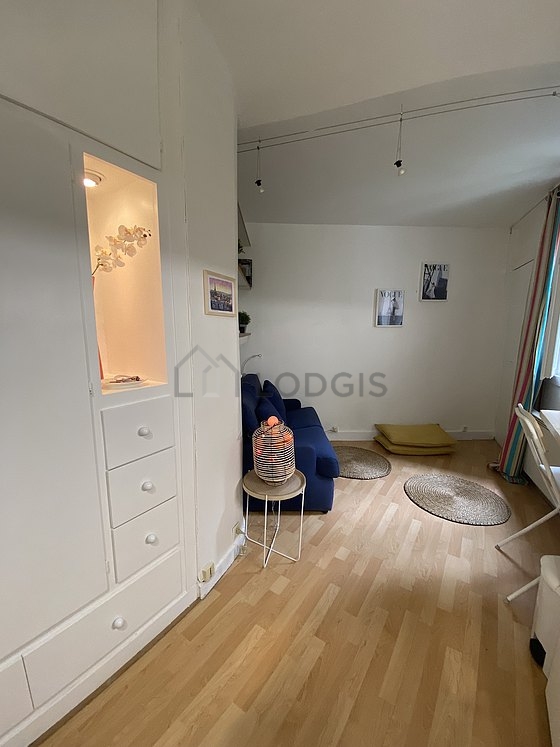 Very bright living room