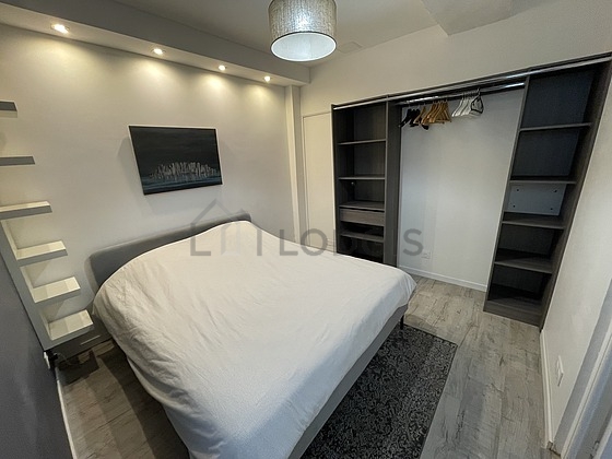 Bedroom for 2 persons equipped with 1 bed(s) of 160cm
