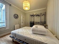 Apartment Paris 17° - Bedroom 