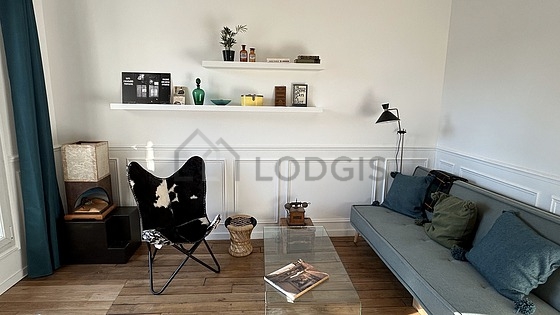 Sitting room of an apartment in Paris