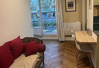 Porte de Clignancourt Paris 18° 1 Schlafzimmer Wohnung