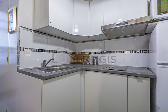 Great kitchen with tile floor