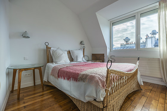 Bedroom with windows