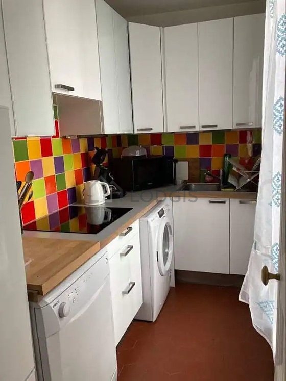 Great kitchen with floor tiles floor