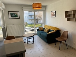 Apartment Lyon Nord Est - Living room