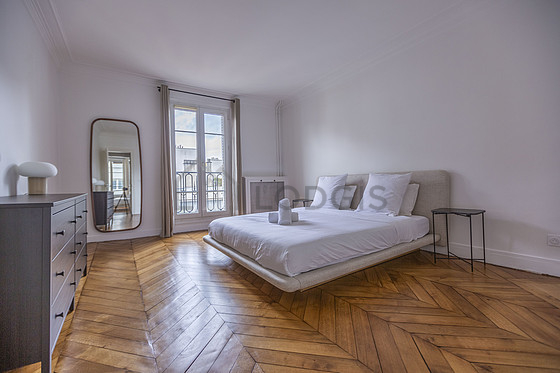 Grande chambre de 20m²