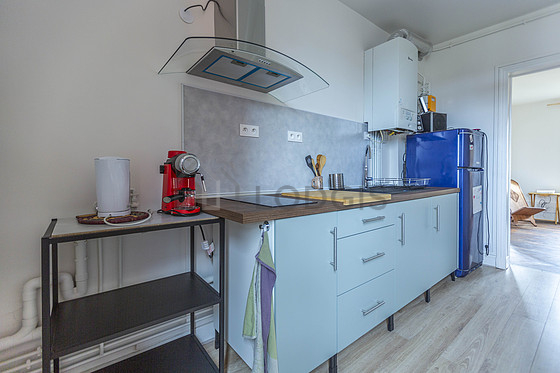 Very bright kitchen