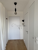 Apartment Paris 19° - Entrance