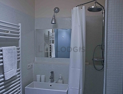 Apartment Paris 4° - Bathroom