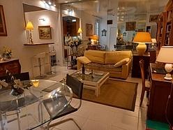 アパルトマン パリ 7区 - リビングルーム