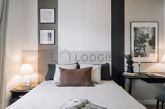 Chambre pour 2 personnes équipée de 1 lit(s) de 140cm