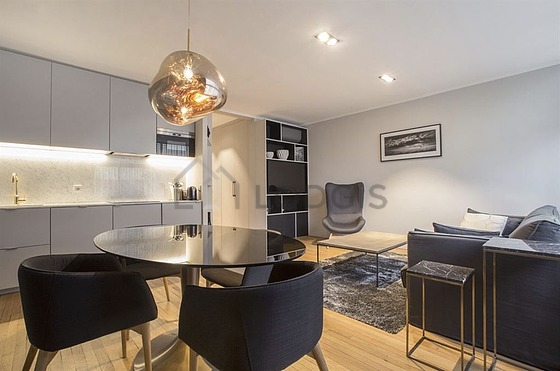 Appartement Paris 8° - 