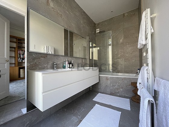 Appartement Paris 16° - 