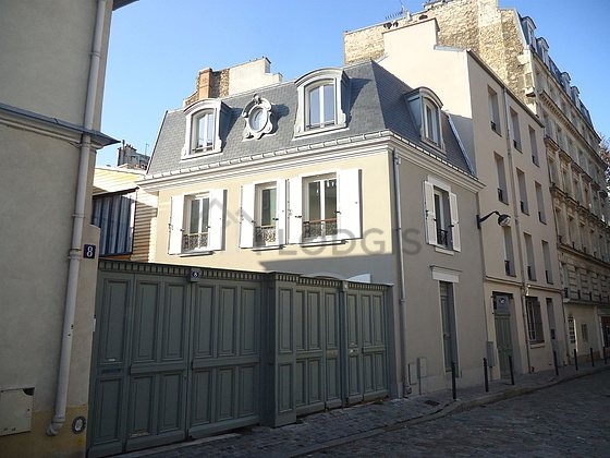 Maison individuelle Paris 18° - 
