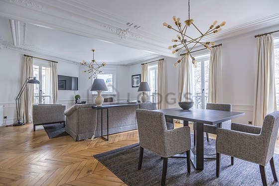 Séjour d'un appartement à Paris