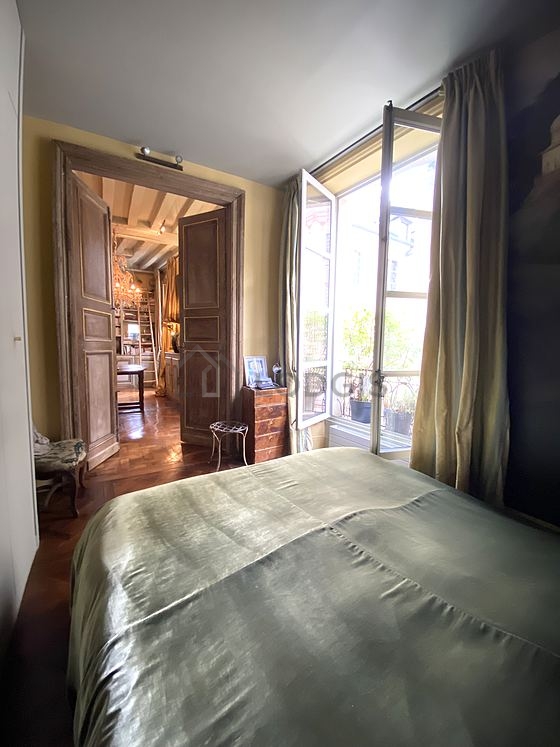 Apartment Paris 4° - 