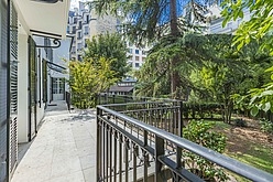 Maison individuelle Paris 16° - Entrée