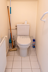 Appartement Paris 18° - WC