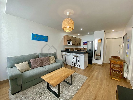 Living room furnished with tv